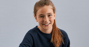 0R271B0 0111 e1617031632606 School styles
