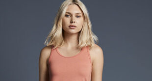 32PVL 2434C A2020 SD 009 e1588754877998 Effortless chic for any woman