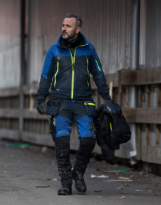 6940 SWW 1 no logo Snickers introduces new street-smart stretch for maximum mobility