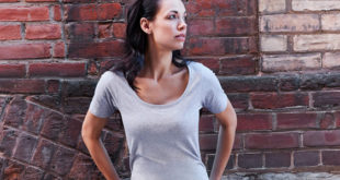 BOSEY 33022 e1525081853222 Because women always want to look good