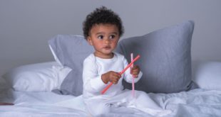 BZ35 BabyBugz Organic Sleepsuit With Mitts Offering children choice and variety