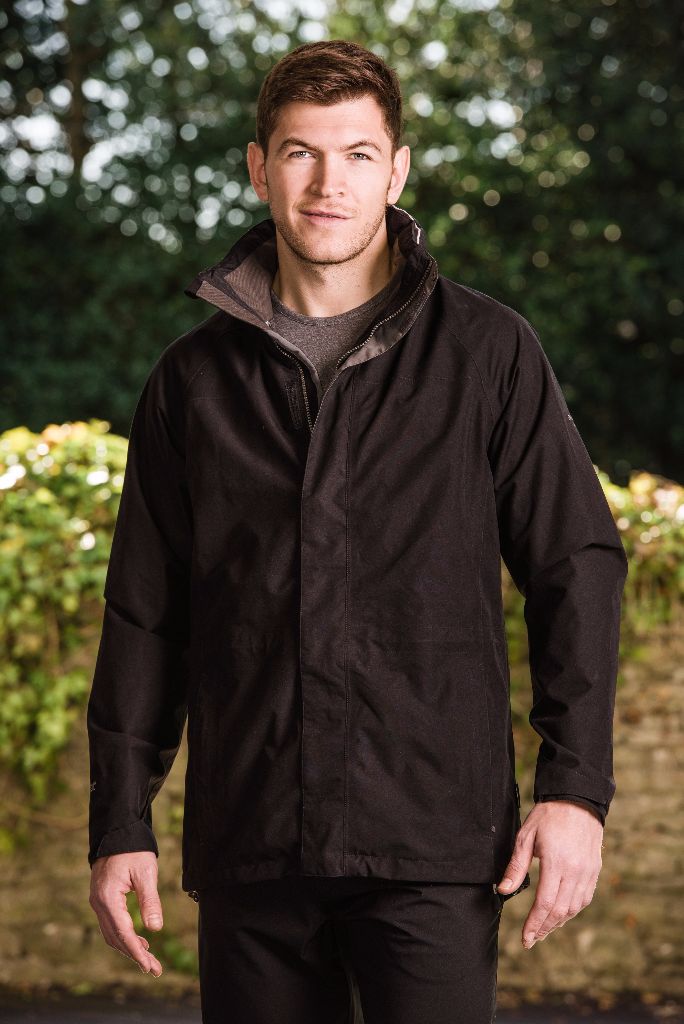 CMW716 Black 10 A popular choice for those looking for a smart technical jacket