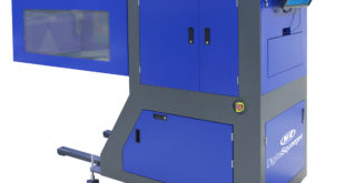 DIgital Squeegee 4252 A hybrid DTG and screen printing system