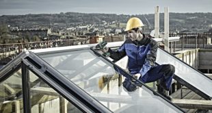 DP1000 DP1001 BU Pro LOC Riverside v1 small e1500974529216 Dickies Workwear launches biggest ever catalogue