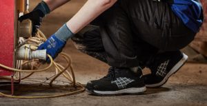 Dickies Elora Trainer s Dickies introduces footwear for tradeswomen