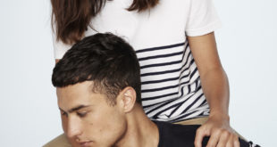 FR134 NAVYWHITE FR135 WHITENAVY LIFESTYLE 19 01 Take an exciting new direction