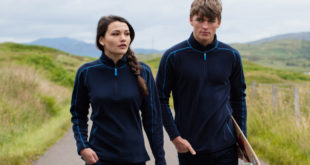 FR852 FR853 NAVY 17 01 e1504189484943 Leisurewear for the journey