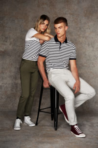 Front Row FR622 KHAKI FR621 LIGHTGREY LIFESTYLE 19 01 Modern fit chinos