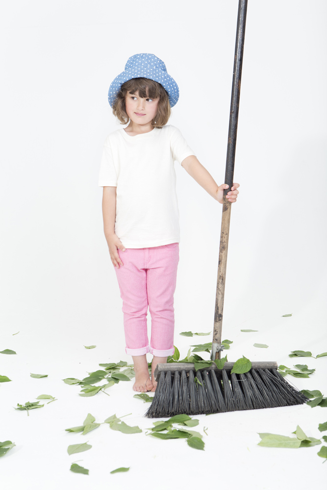HM104TLC organic natural 1 Mantis World proves that organic clothing is not dull