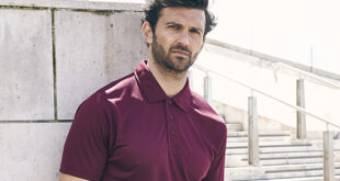 JC040 Burgundy JC082 French Navy 071 e1644848172556 Sports wardrobe essential