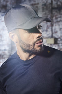 JC091 CHARCOAL 3 Pick up the pace wearing an ultralight cap