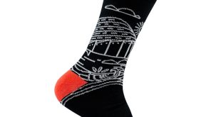 KB02U Upcycled Classic Crew socks in a sliding box SAMSUNG 3 1 Kingly expands range of upcycled yarns