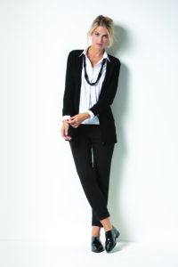 KK359 Contemporary knitwear for stylish women