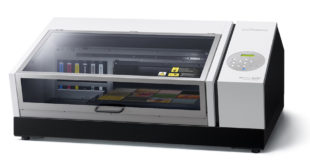 LEF2 200 photo left rgb dp web e1553767314971 New VersaUV LEF2-200 features exceptional print capabilities and ease of use