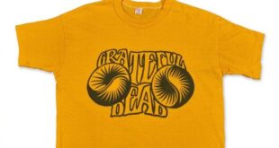 N10167 Grateful Dead Designed by Allan Gut Terk e1635940420884 Grateful Dead T shirt from 1967 sells for record-breaking $17,640