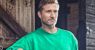 NEW KELLY GREEN KITE SWEATSHIRT e1506936639323 A premium best-selling sweatshirt