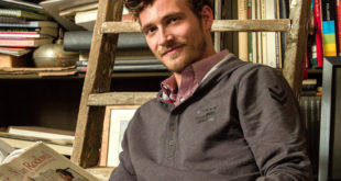 PF Concept 33244 REFLEX Hoodie e1540377631713 Staying comfortable during winter