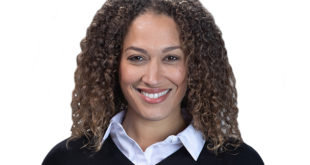 Performa Exec ladies pullover in black 118 e1586940662975 For the corporate wearer