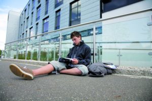 R036X casual 2010 Campus comfort for students