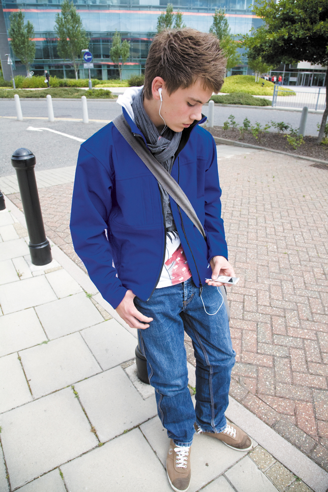 R121y casual 2010 Campus comfort from Result