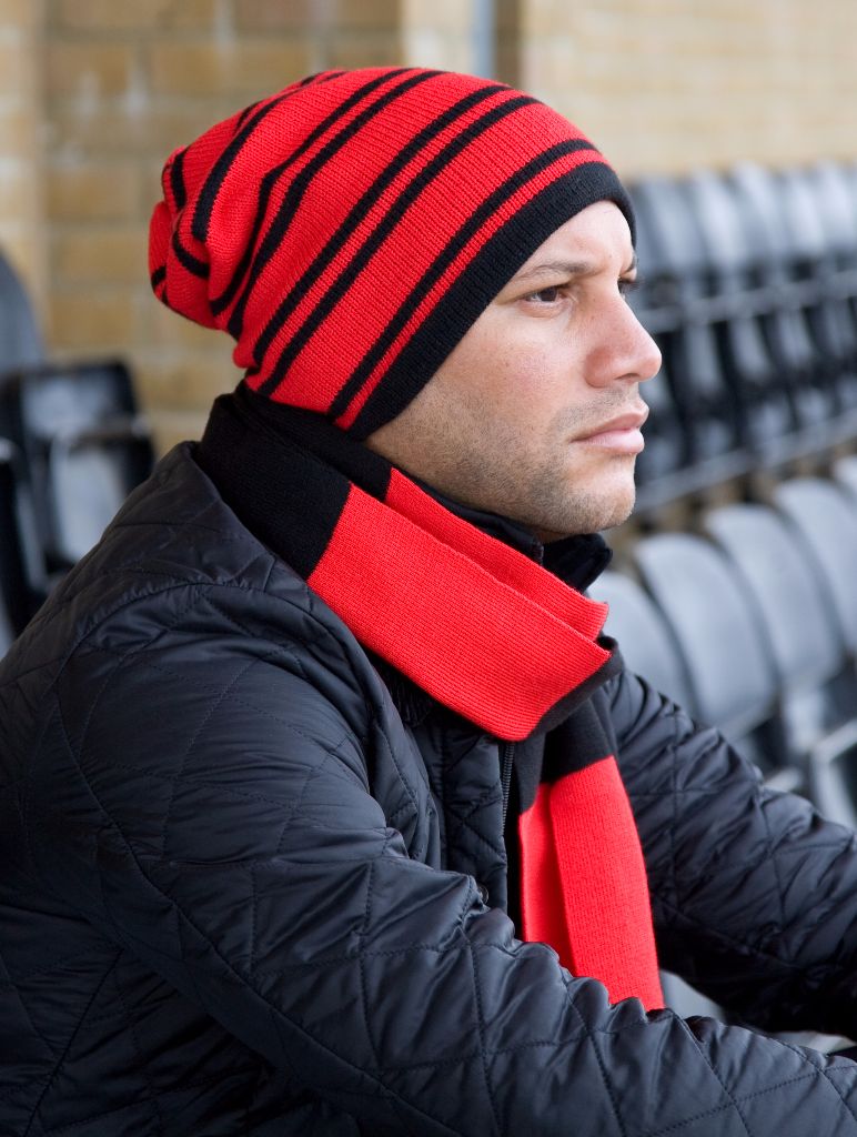 R354X Casual male 2013 cropped Beanies to wear on campus when the weather cools