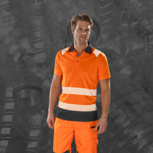 R501X flo orange studio 1 Eye-catching and comfortable