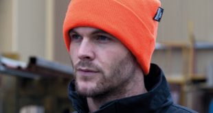 RC033X 2013 cropped Headwear with reflective and hi-vis elements