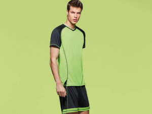 ROLY INSER MODELOS teamwear MAY18 2 Play as a team
