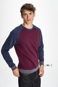 SANDRO MEN 01700 STD Providing the collegewear your customers need