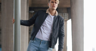 SD004 LIGHT BLUE WASH SD070 Jet Black 3 e1569228695813 Transeasonal styles