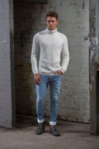 SD004 LIGHT BLUE WASH 1 Your search for the perfect pair of jeans is over