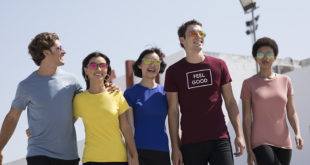 SF121 SK121 STONEBLUE YELLOW ROYAL BURGUNDY CLAY FEELGOODGROUP 20 03 Everyone needs a soft stretch T