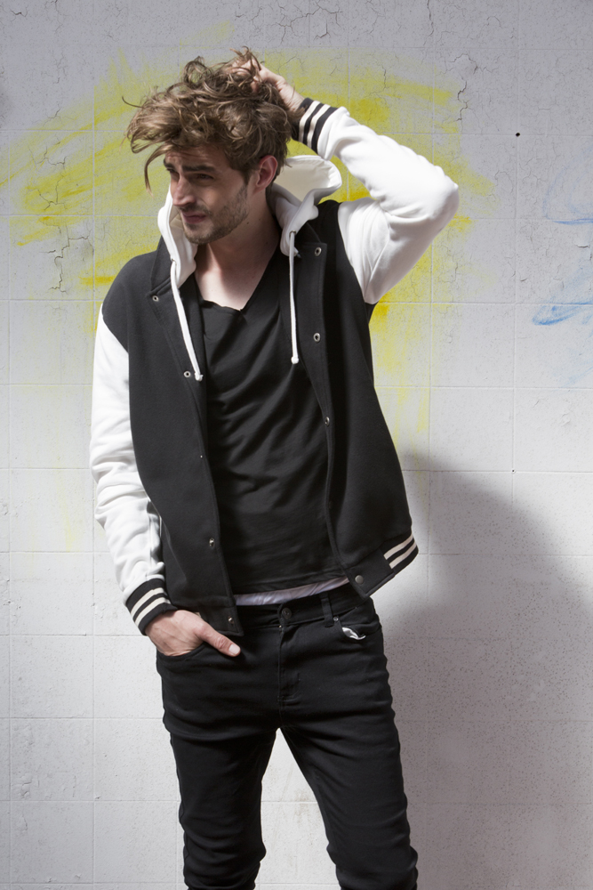 SF512 BlkOffWht SF223 Black 15 05 Garments to ensure students reflect current trends