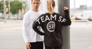 SF514 WHT BLK PRINTED 17 01 College just ahead