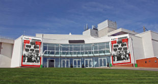 Sandown Front USE Trophex Live moves to Sandown Park