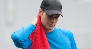 TC002 RED e1525165175624 Wipe away that sweat with a sports towel