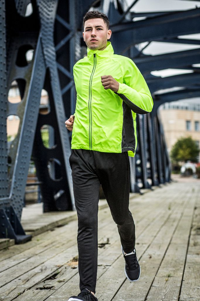 TL55 HiVis TL580 Black 2016 02 Technical fabrics for enhanced performance