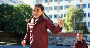 TRA376 RGB 1 Practical jackets for practical kids