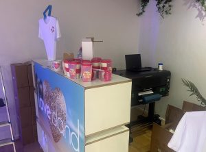 WhatsApp Image 2024 06 25 at 11.31.53 e1719396114308 Love Island pop-up store installs Resolute R-Jet PRO DTF UVi