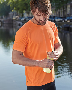 TJ7020 Tee Jay’s Men’s COOLdry T-shirt