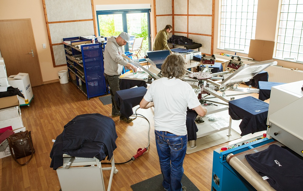 pic 1128 Taking the guesswork out of textile printing